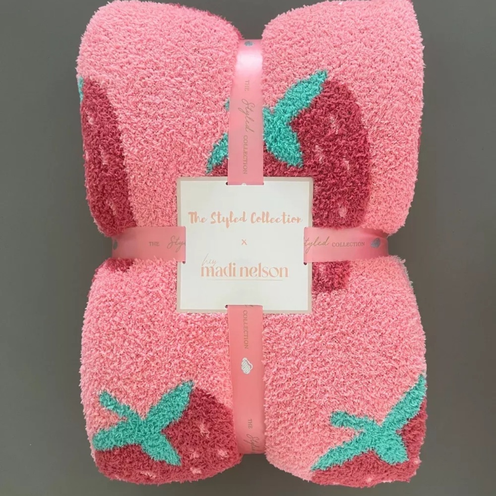 ISO madi nelson x the styled collection strawberry blanket